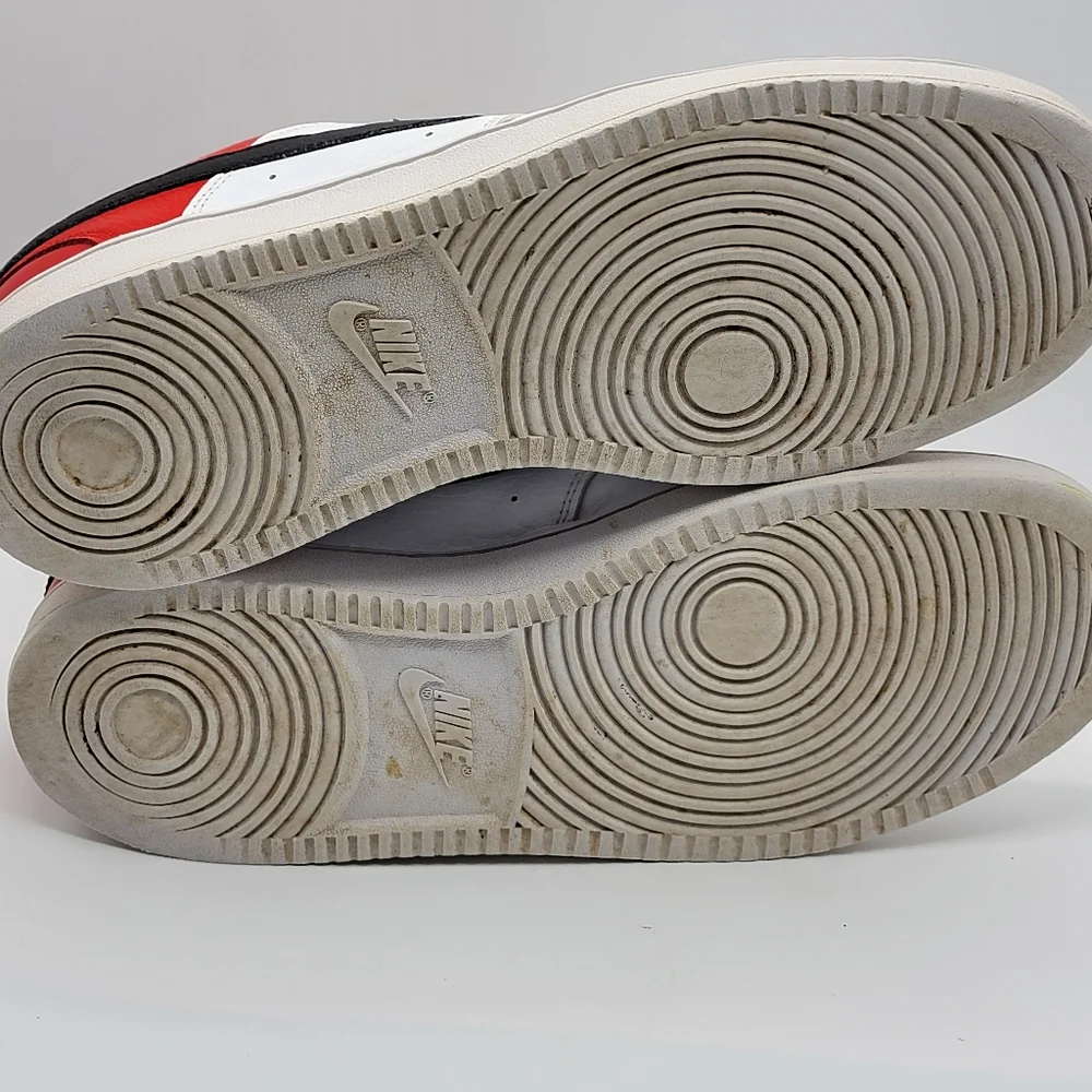 Men's NIKE Court Vision Low‎ 'White University Red' SIZE 10.5. #1449